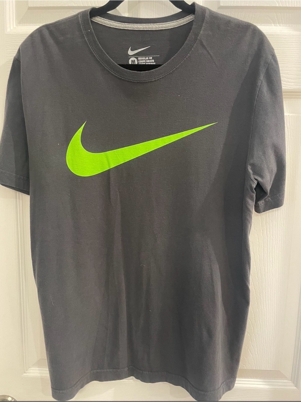 Nike Men’s Black Short Sleeve Tee with Lime Green Swoosh